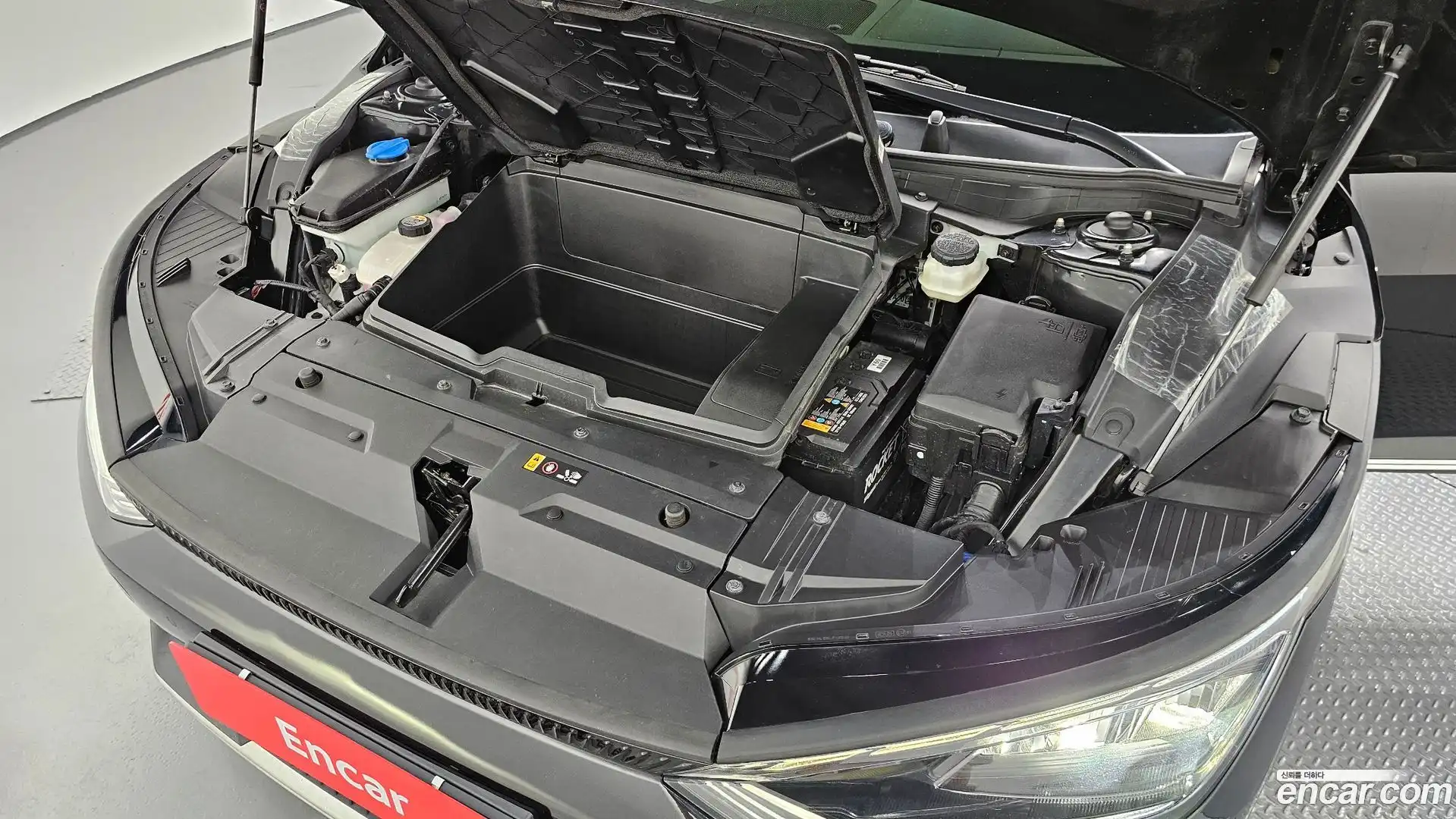 EV6 Kia 2023.10-OUTER-006