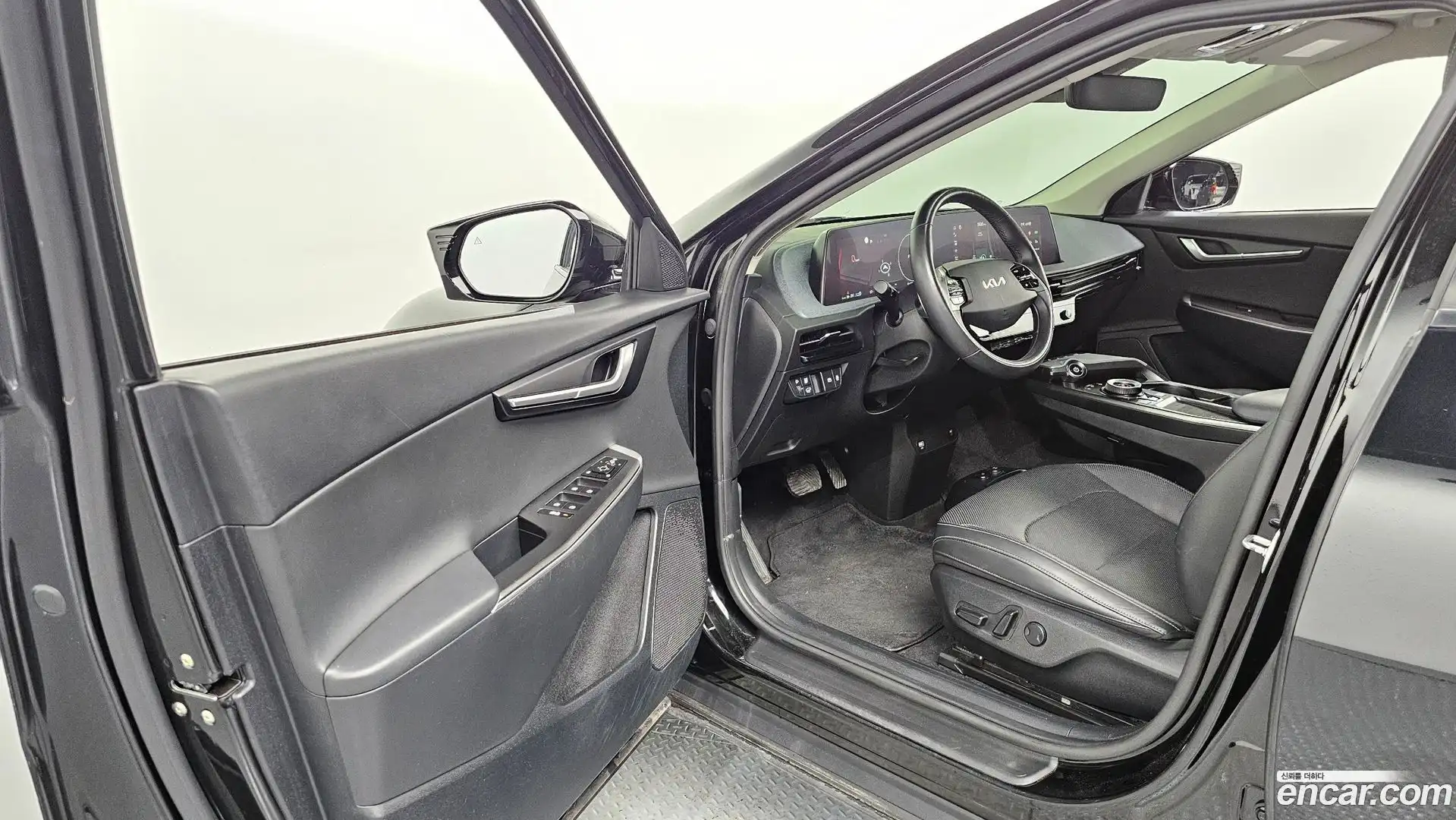 EV6 Kia 2023.10-INNER-010