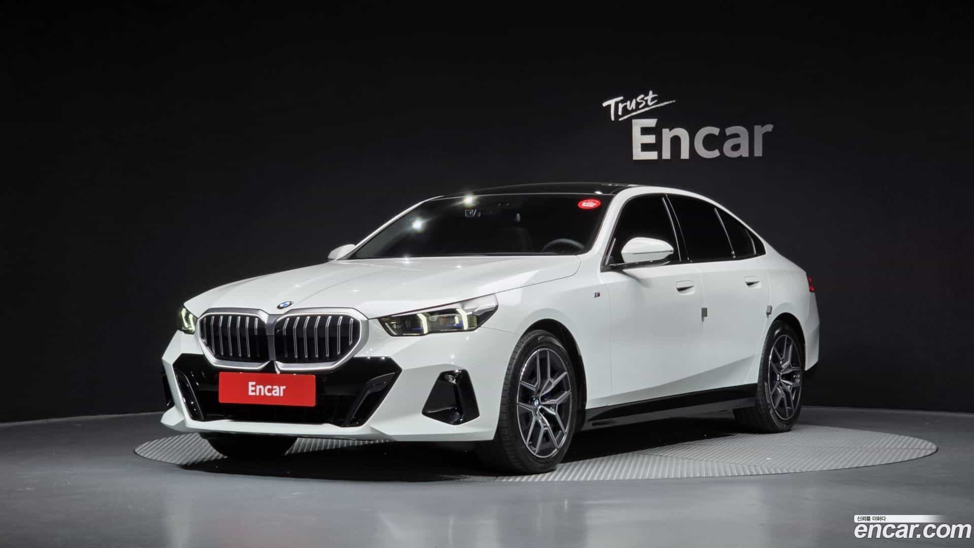 5-Series BMW 2025.9-OUTER-001