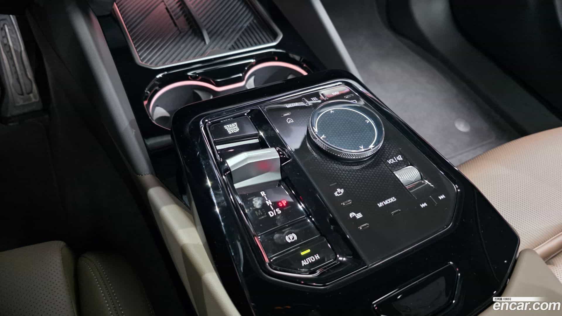 5-Series BMW 2025.9-INNER-009