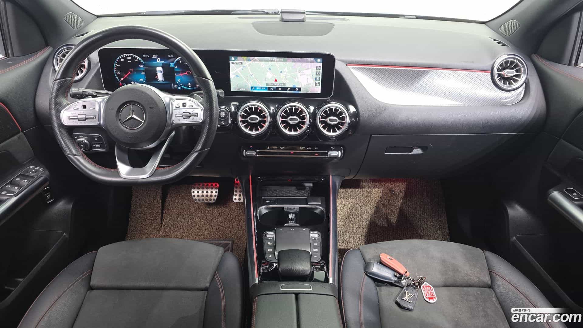 GLA-Class Mercedes-Benz 2020.9-INNER-007