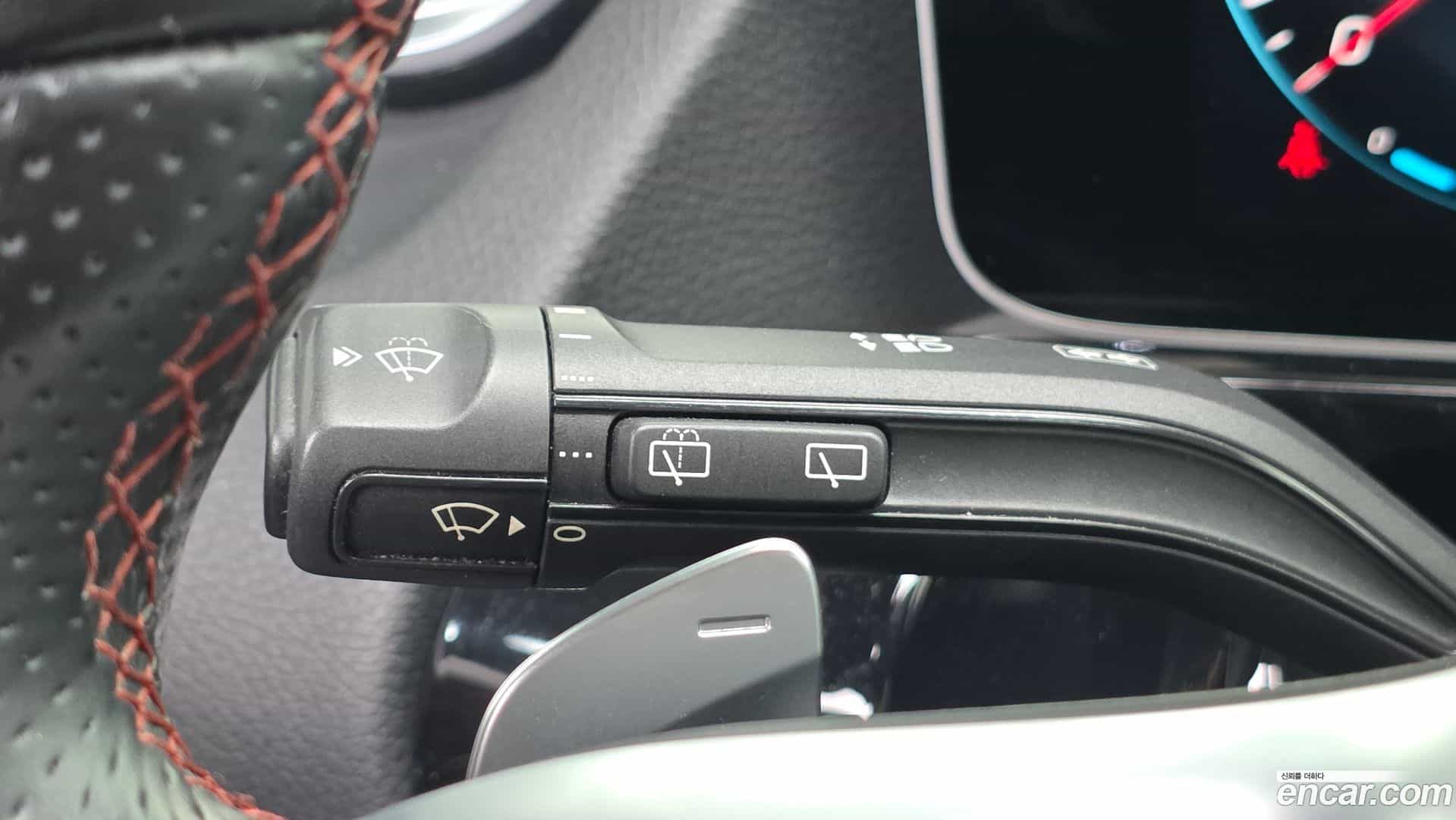GLA-Class Mercedes-Benz 2020.9-OPTION-021