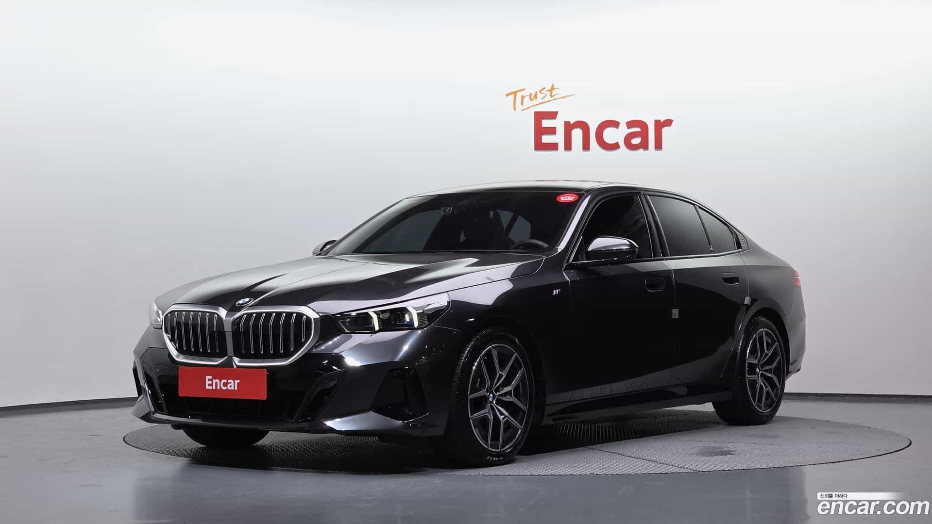 5-Series BMW 2025.9-OUTER-001