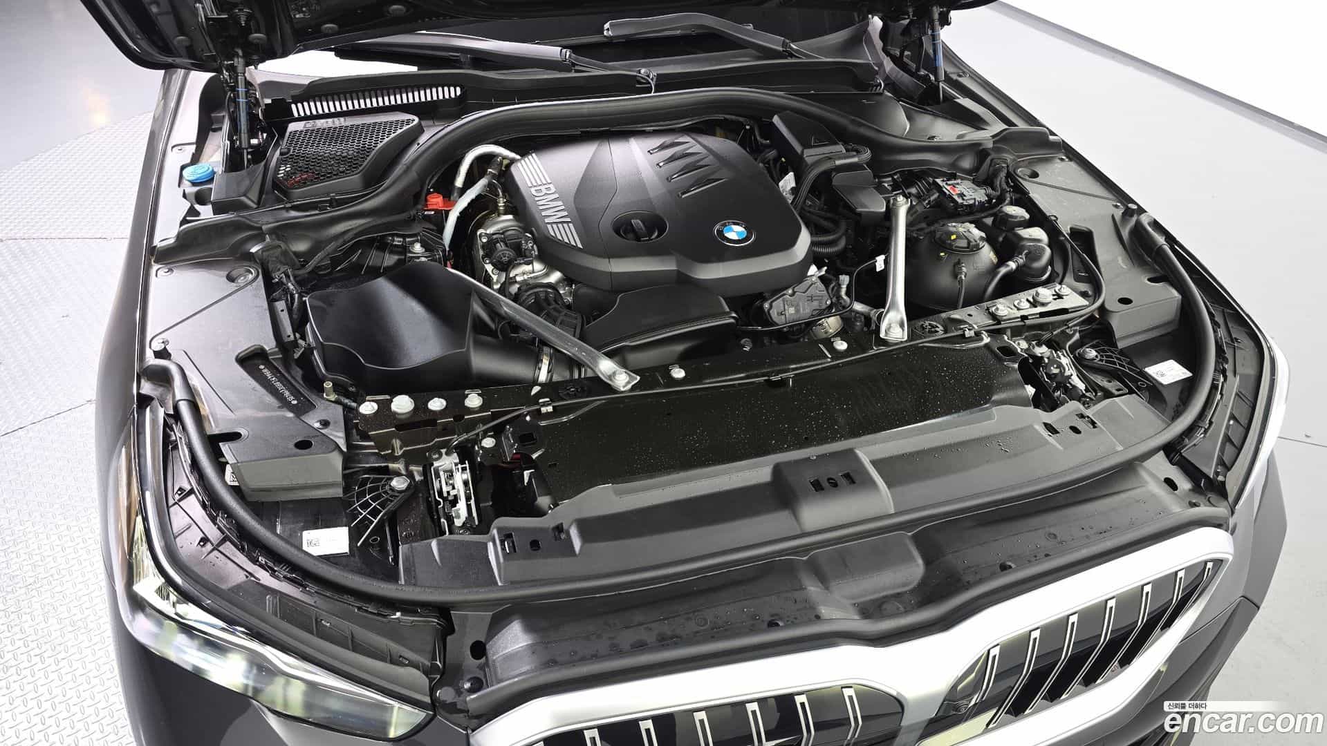 5-Series BMW 2025.9-OUTER-006