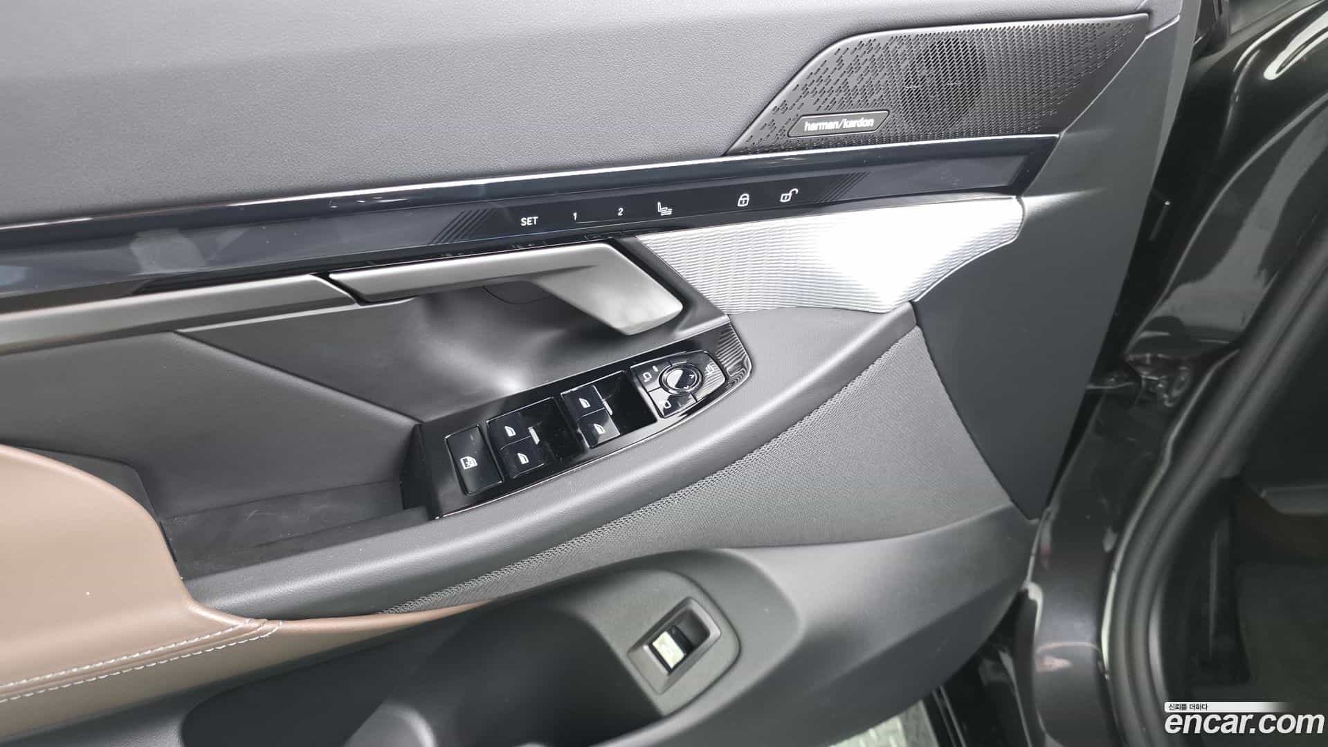 5-Series BMW 2025.9-OPTION-042