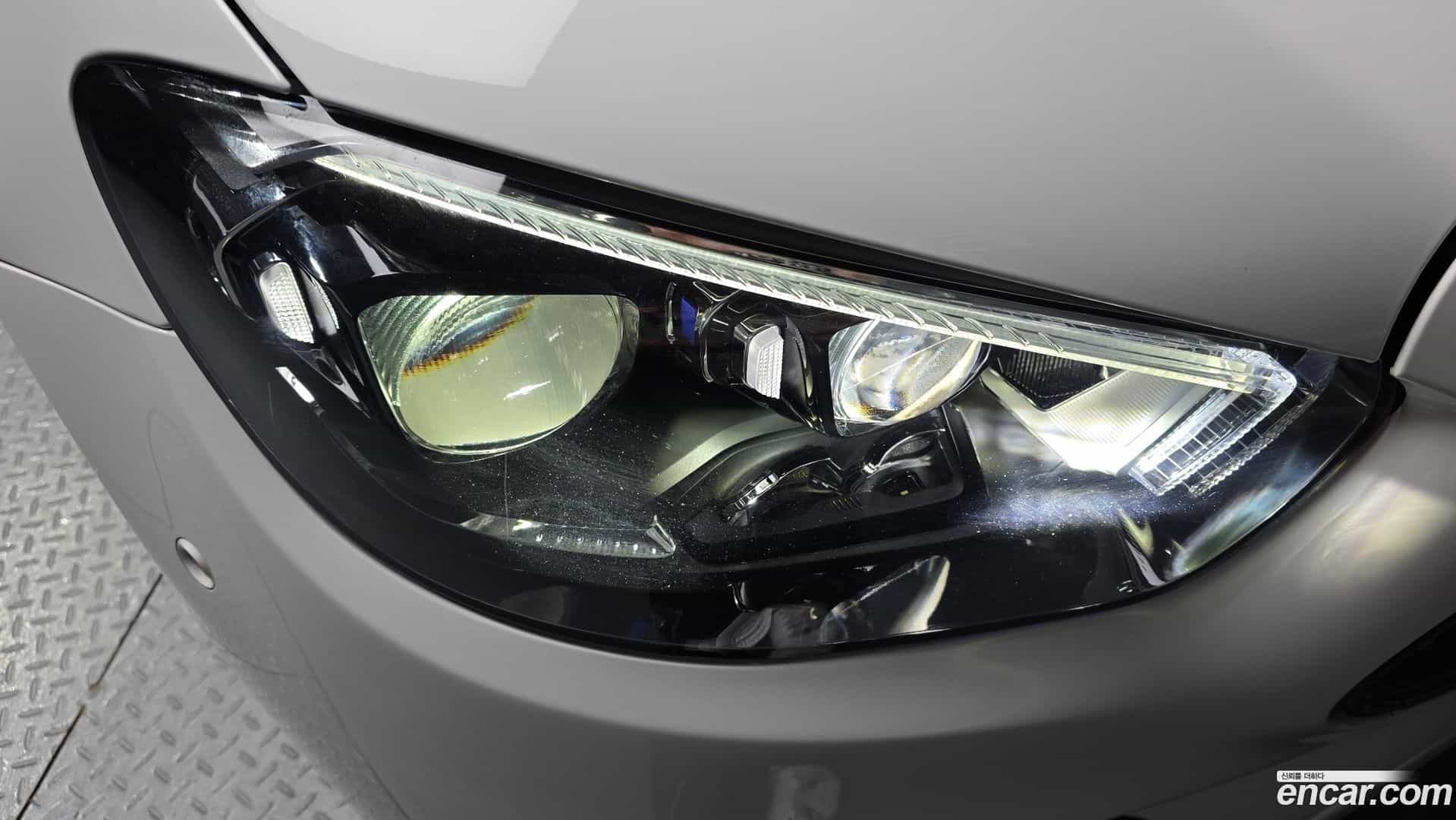 E-Class Mercedes-Benz 2021.6-OUTER-032