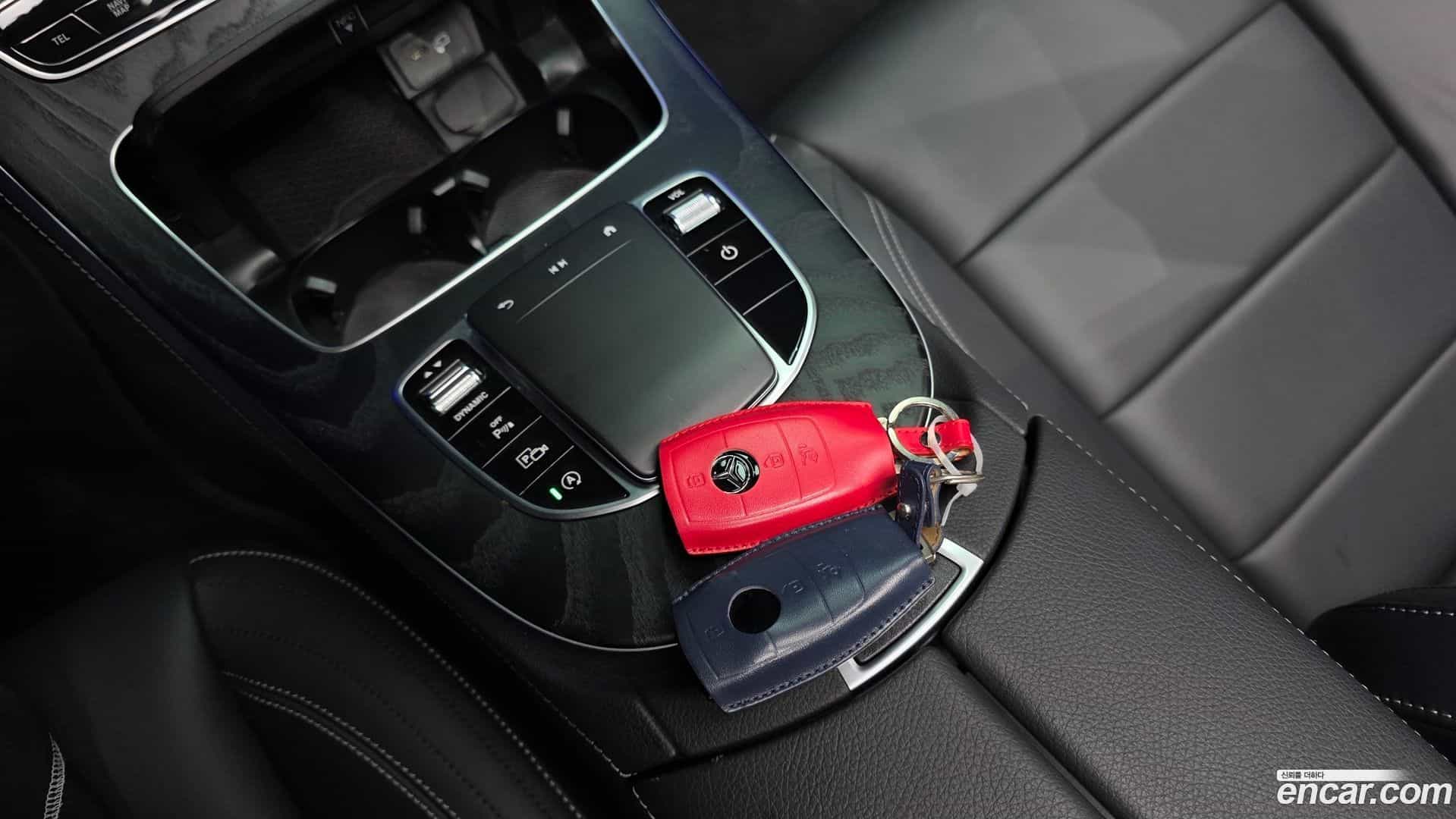 E-Class Mercedes-Benz 2021.6-OPTION-044