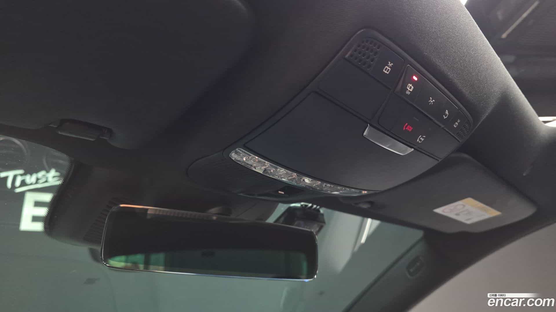 E-Class Mercedes-Benz 2021.6-OPTION-045