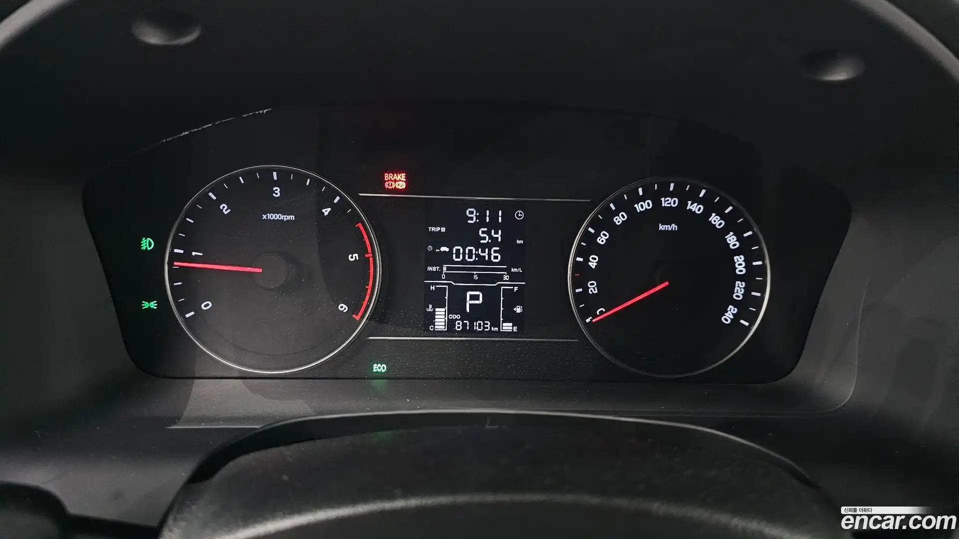 Rexton KG Mobility 2018.3-INNER-008