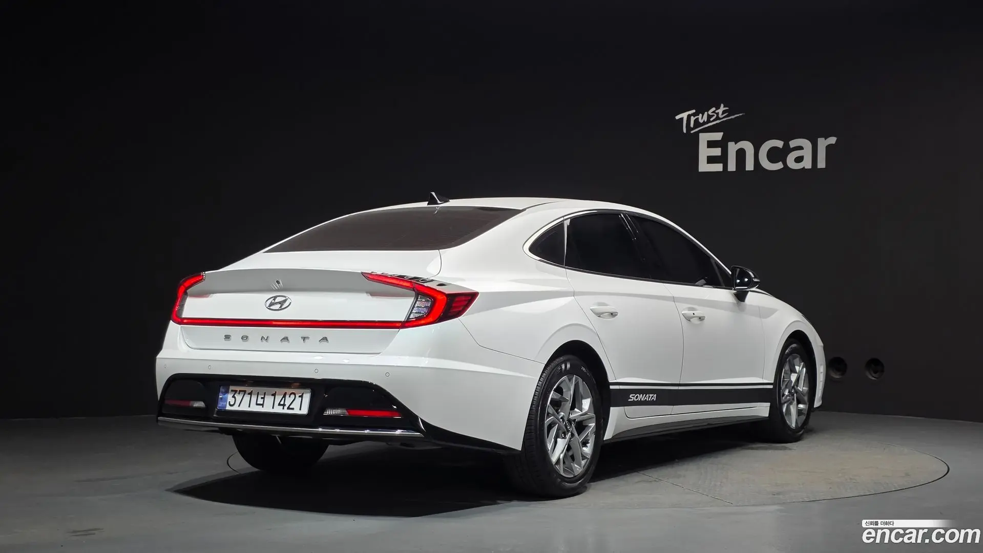 Main__Slider__Photo:Sonata Hyundai 2022.11-1