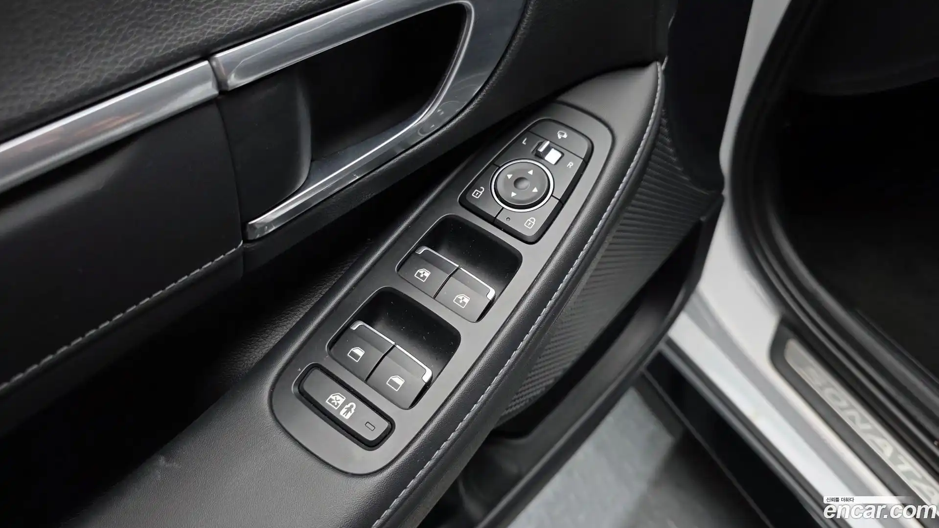 Sonata Hyundai 2022.11-OPTION-046