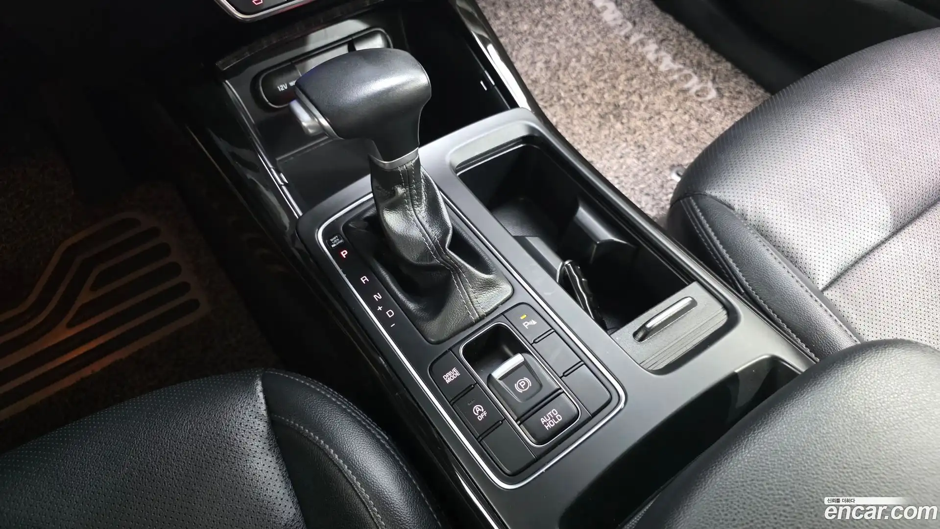 Sorento Kia 2019.2-INNER-009