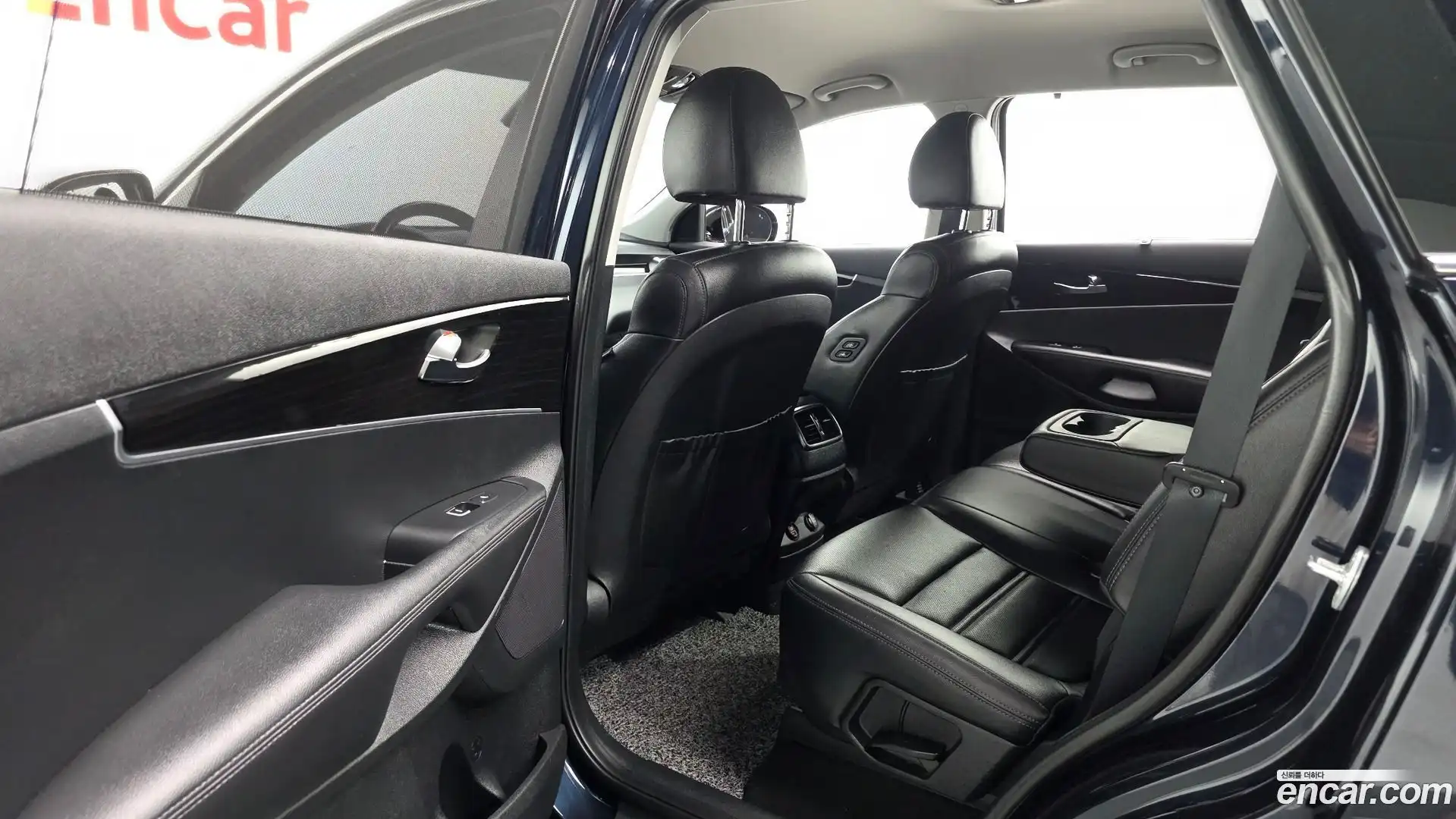 Sorento Kia 2019.2-OPTION-015