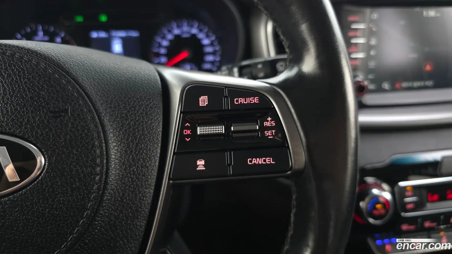 Sorento Kia 2019.2-OPTION-021