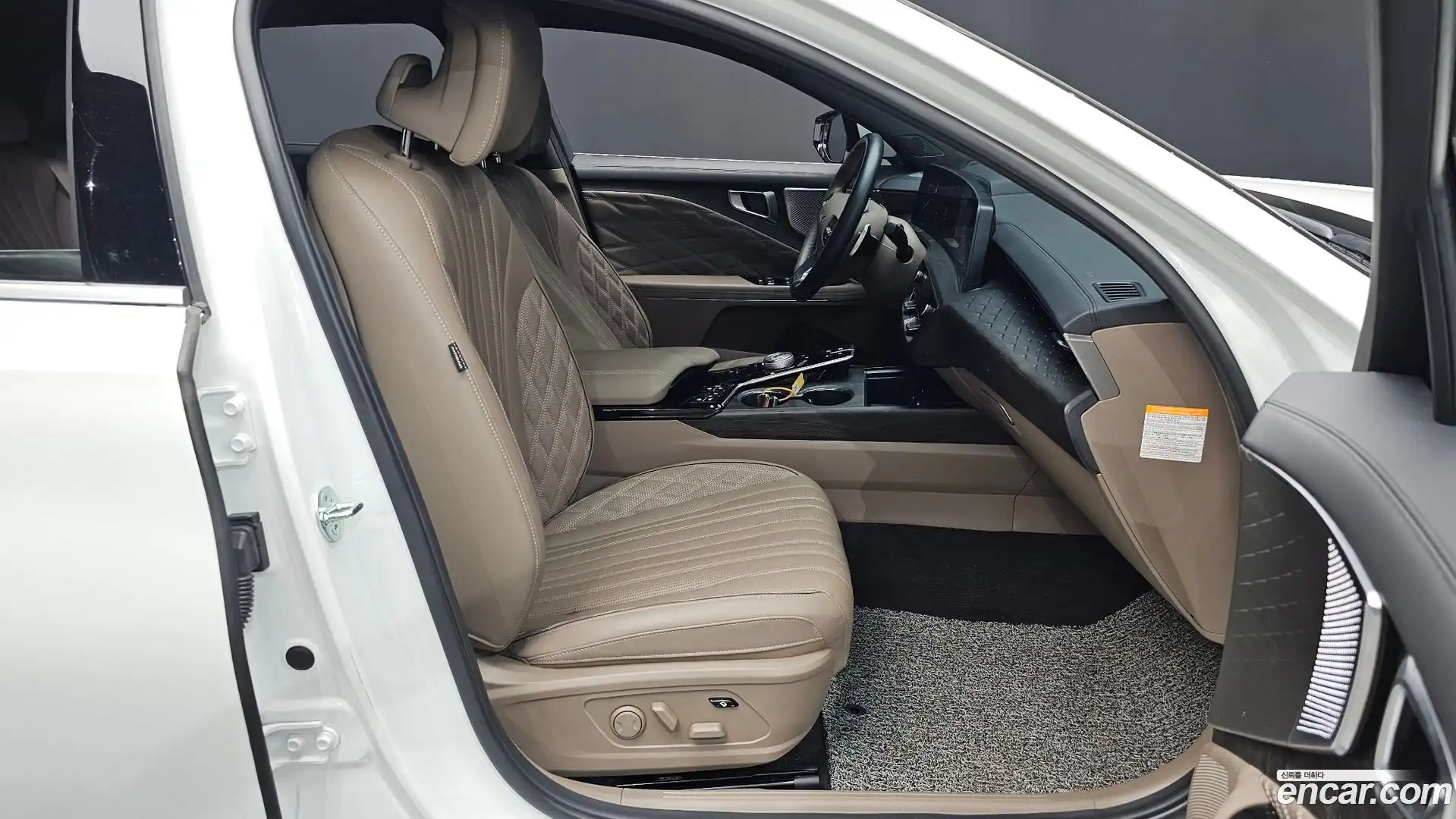 K8 Kia 2022.10-INNER-036