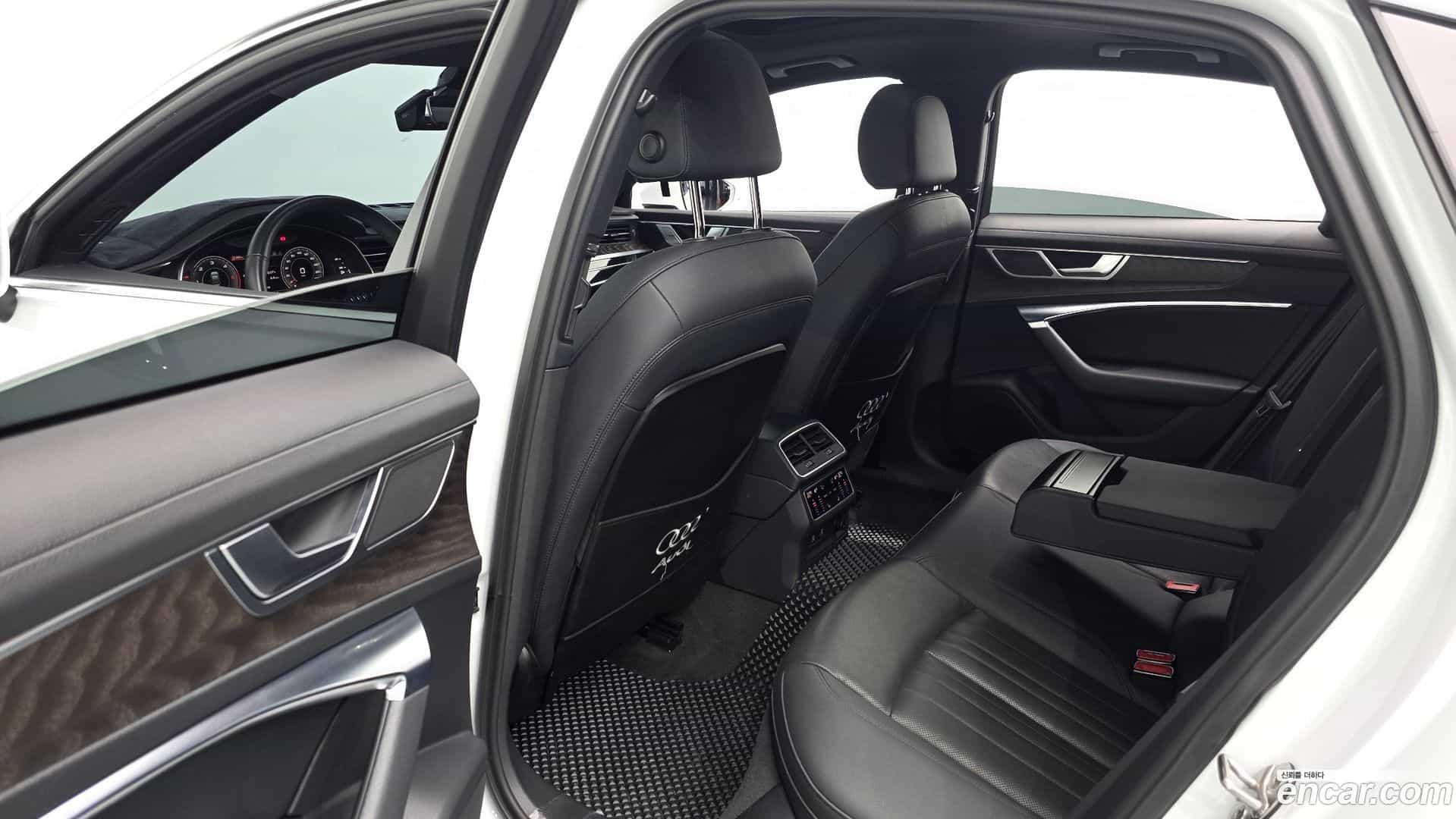 A6 Audi 2022.4-OPTION-015