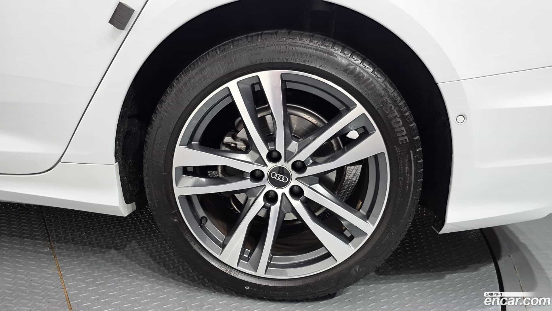 A6 Audi 2022.4-OUTER-031