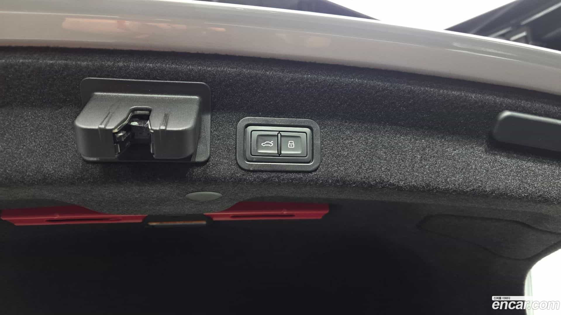 A6 Audi 2022.4-OPTION-046