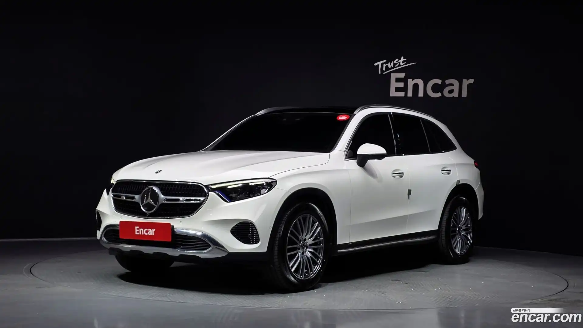 GLC-Class Mercedes-Benz 2023.11-OUTER-001