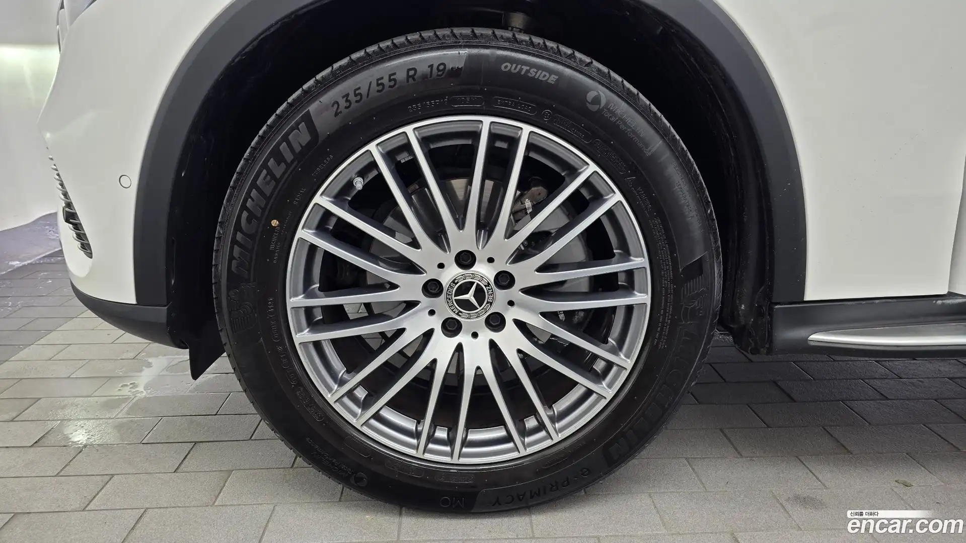 GLC-Class Mercedes-Benz 2023.11-OUTER-005