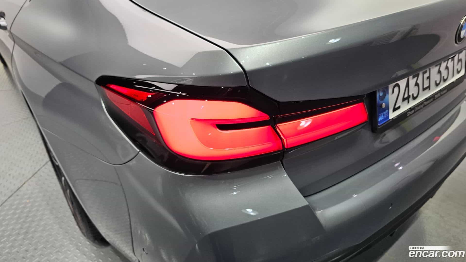 5-Series BMW 2023.3-OUTER-033