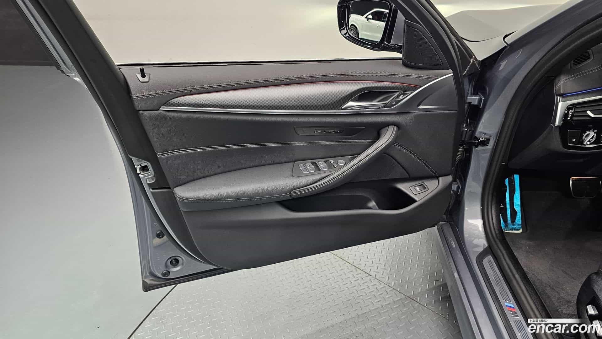 5-Series BMW 2023.3-INNER-034
