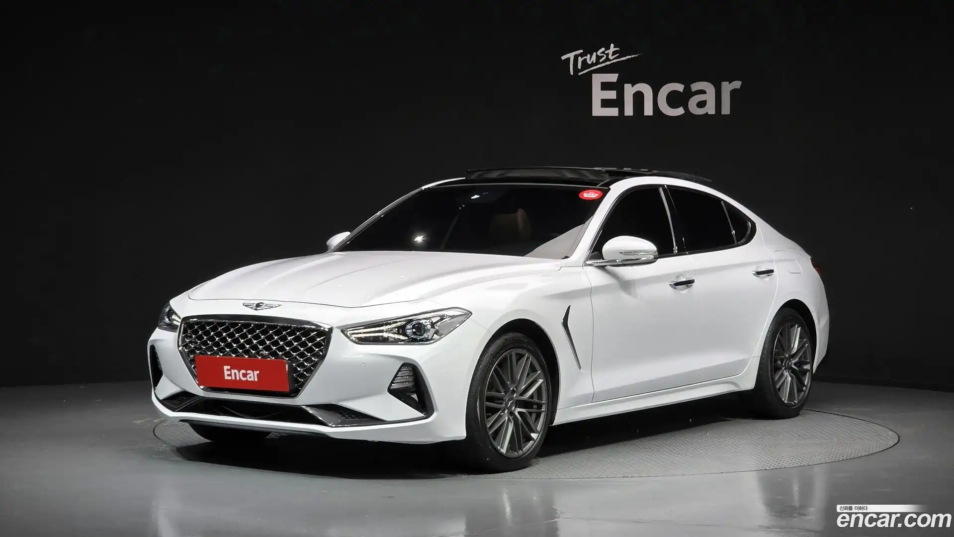 G70 Genesis 2018.0-OUTER-001