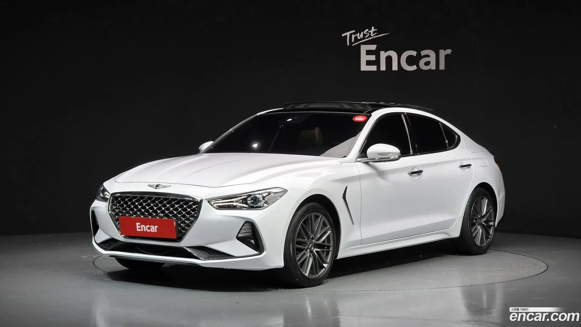 Main__Slider__Photo:G70 Genesis 2018.0-0