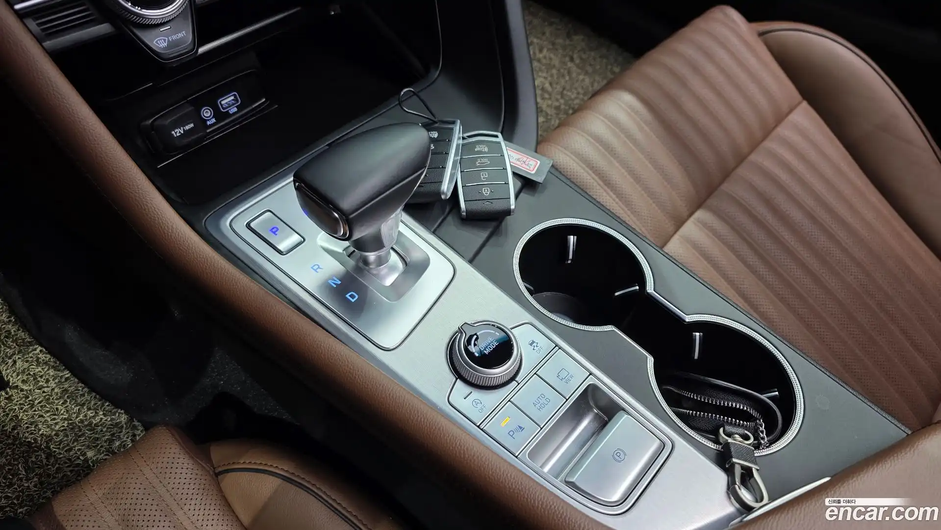 G70 Genesis 2018.0-INNER-009