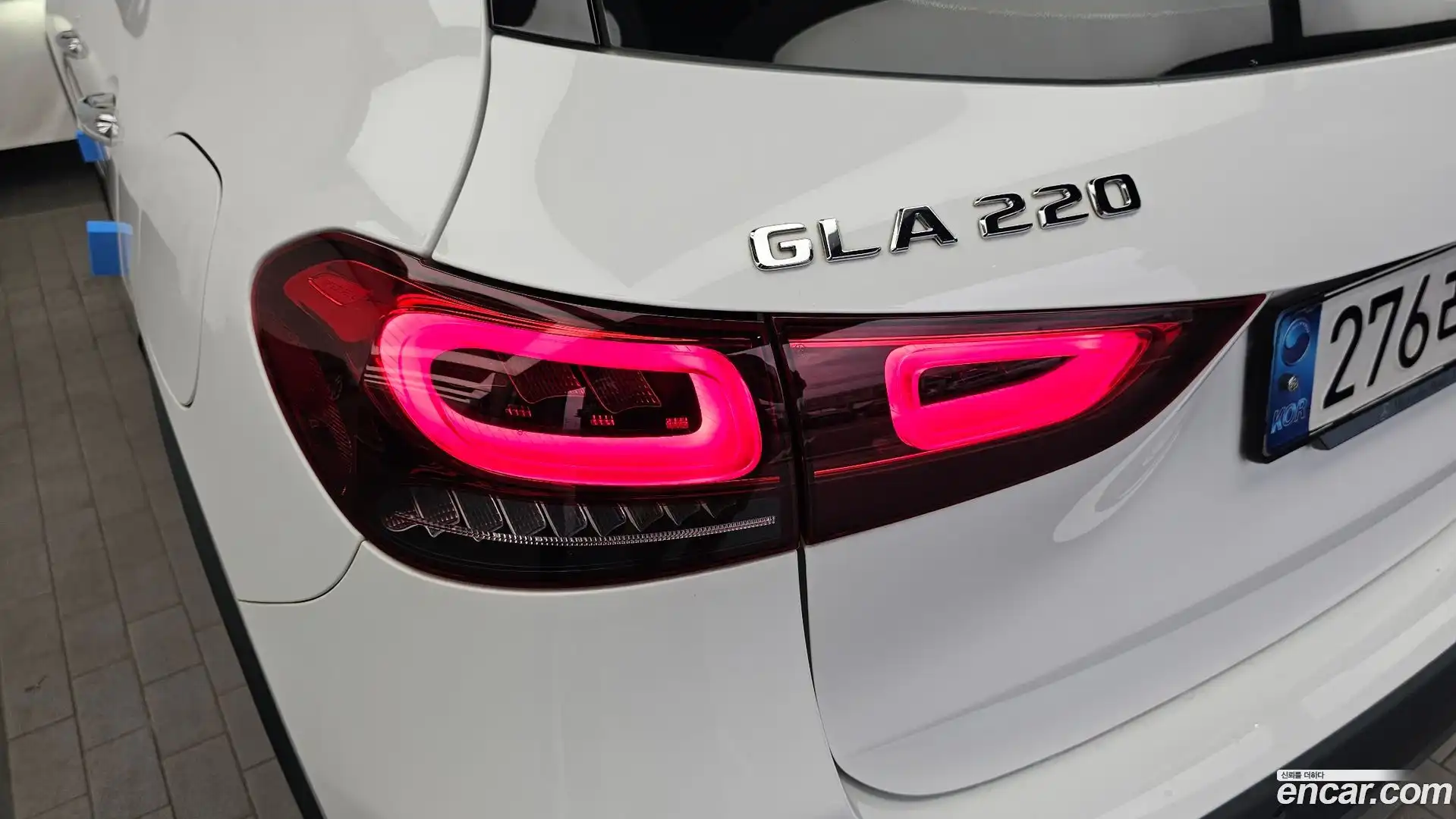 GLA-Class Mercedes-Benz 2021.1-OUTER-033