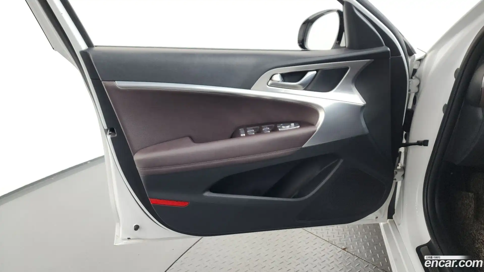G70 Genesis 2021.3-INNER-034