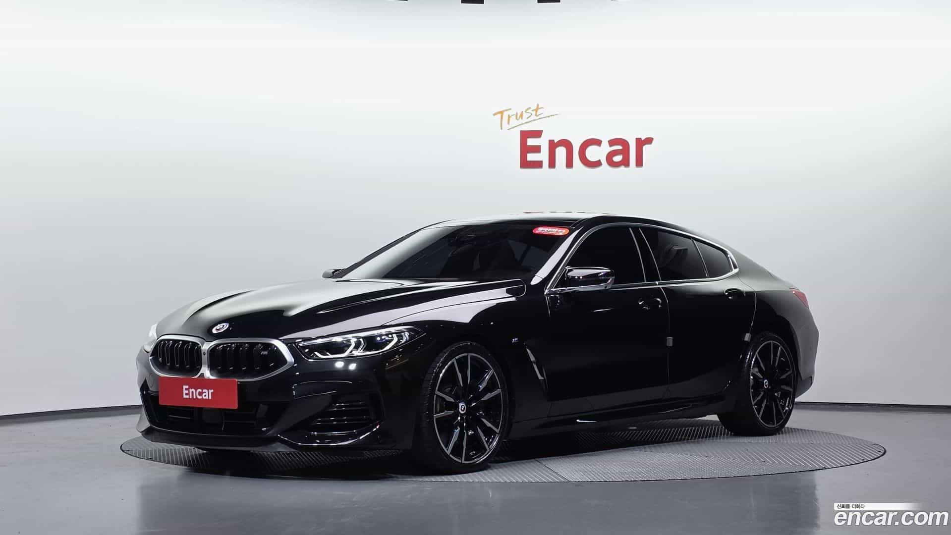 8-Series BMW 2023.4-THUMBNAIL-011