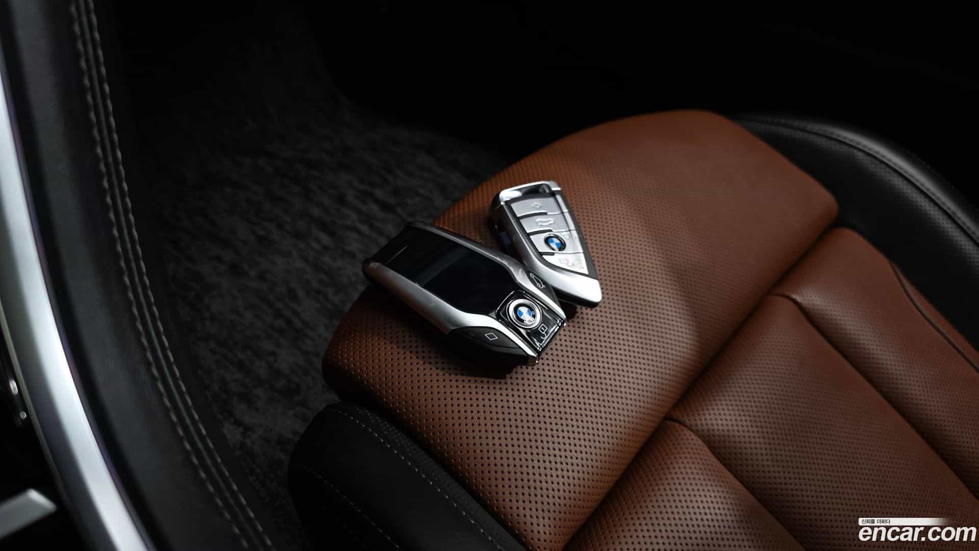 8-Series BMW 2023.4-OPTION-046