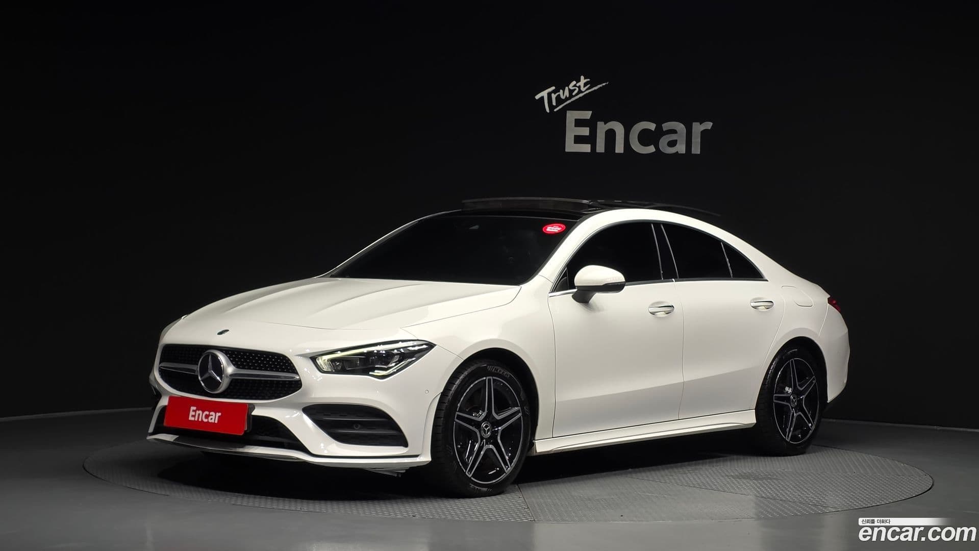 Main__Slider__Photo:CLA-Class Mercedes-Benz 2020.2-0