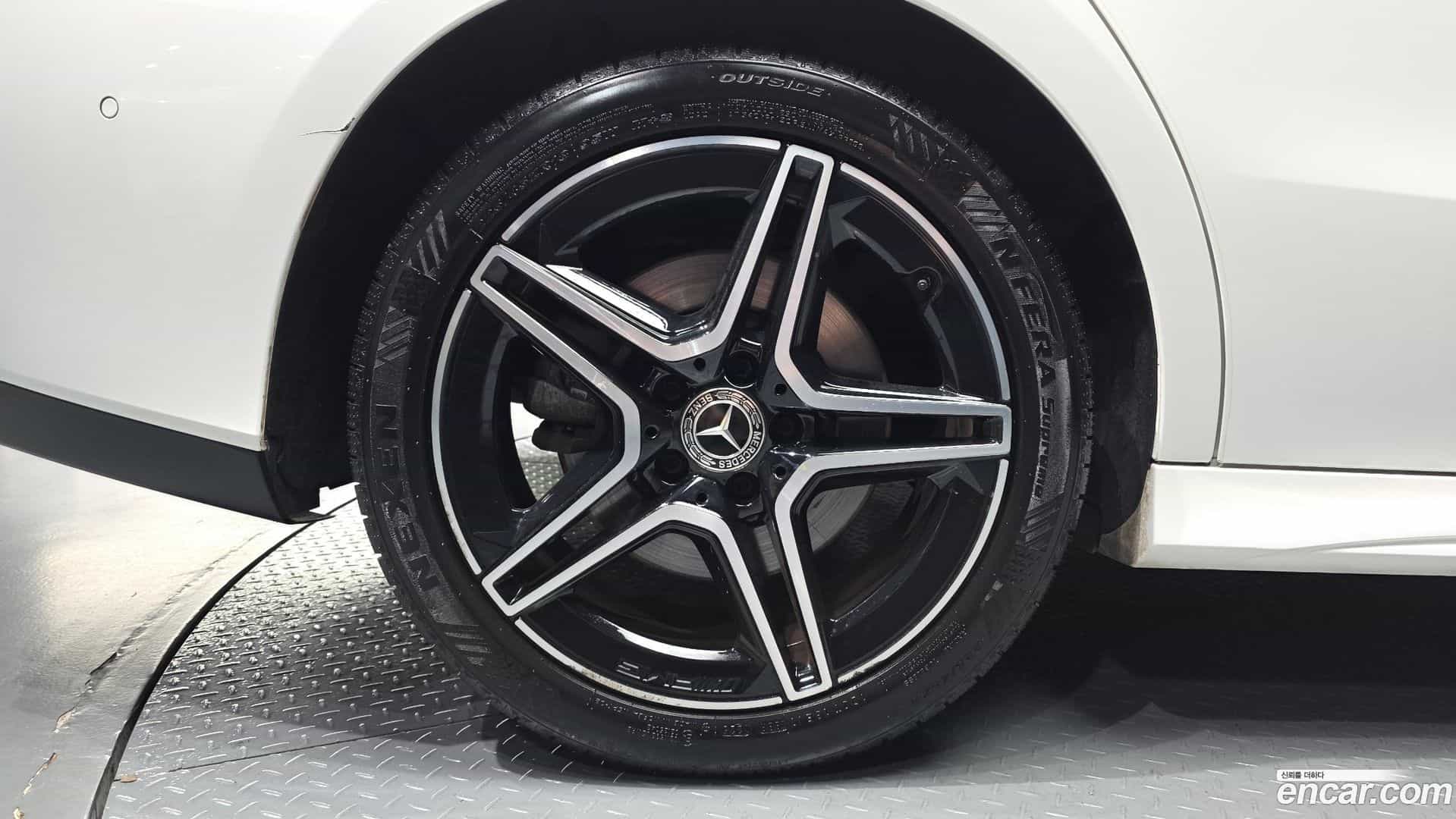 CLA-Class Mercedes-Benz 2020.2-OUTER-005