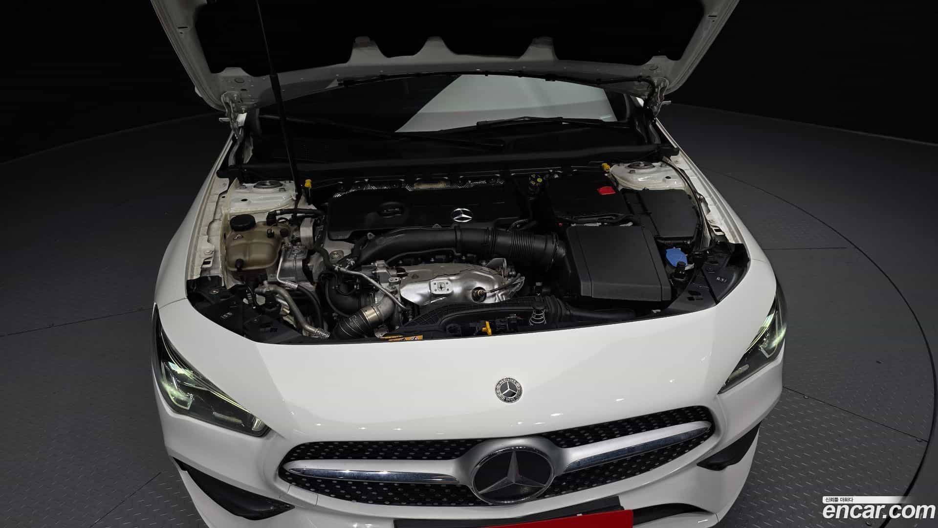 CLA-Class Mercedes-Benz 2020.2-OUTER-006