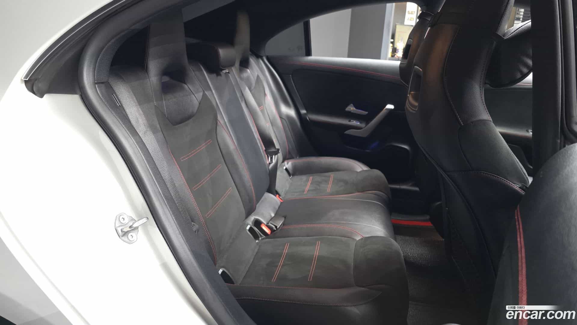 CLA-Class Mercedes-Benz 2020.2-OPTION-016