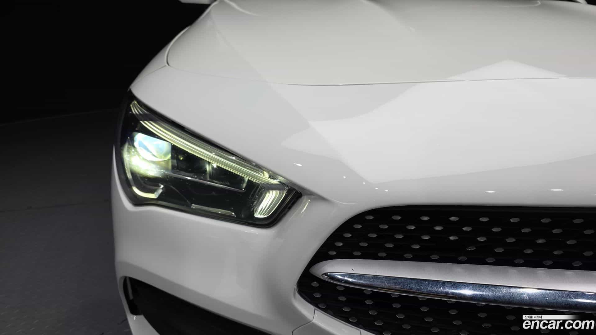 CLA-Class Mercedes-Benz 2020.2-OUTER-032