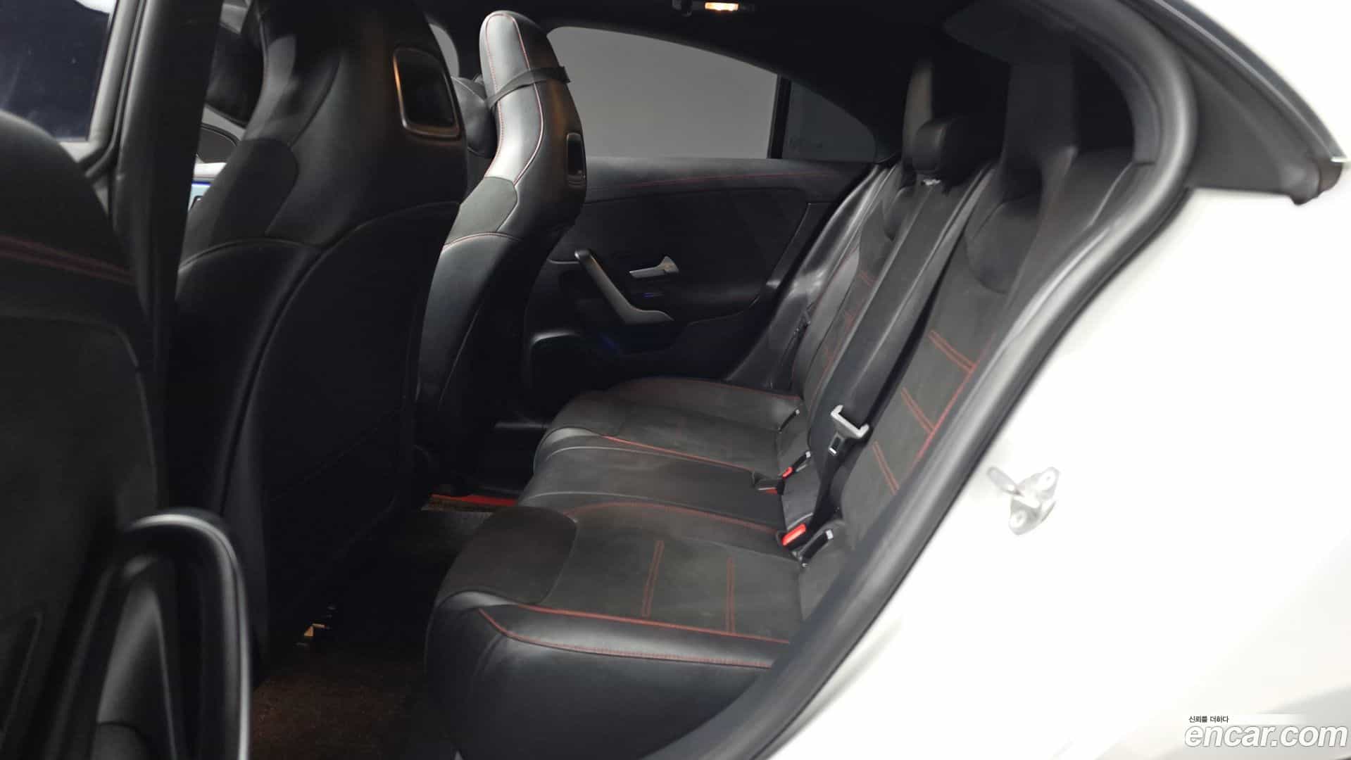 CLA-Class Mercedes-Benz 2020.2-INNER-036