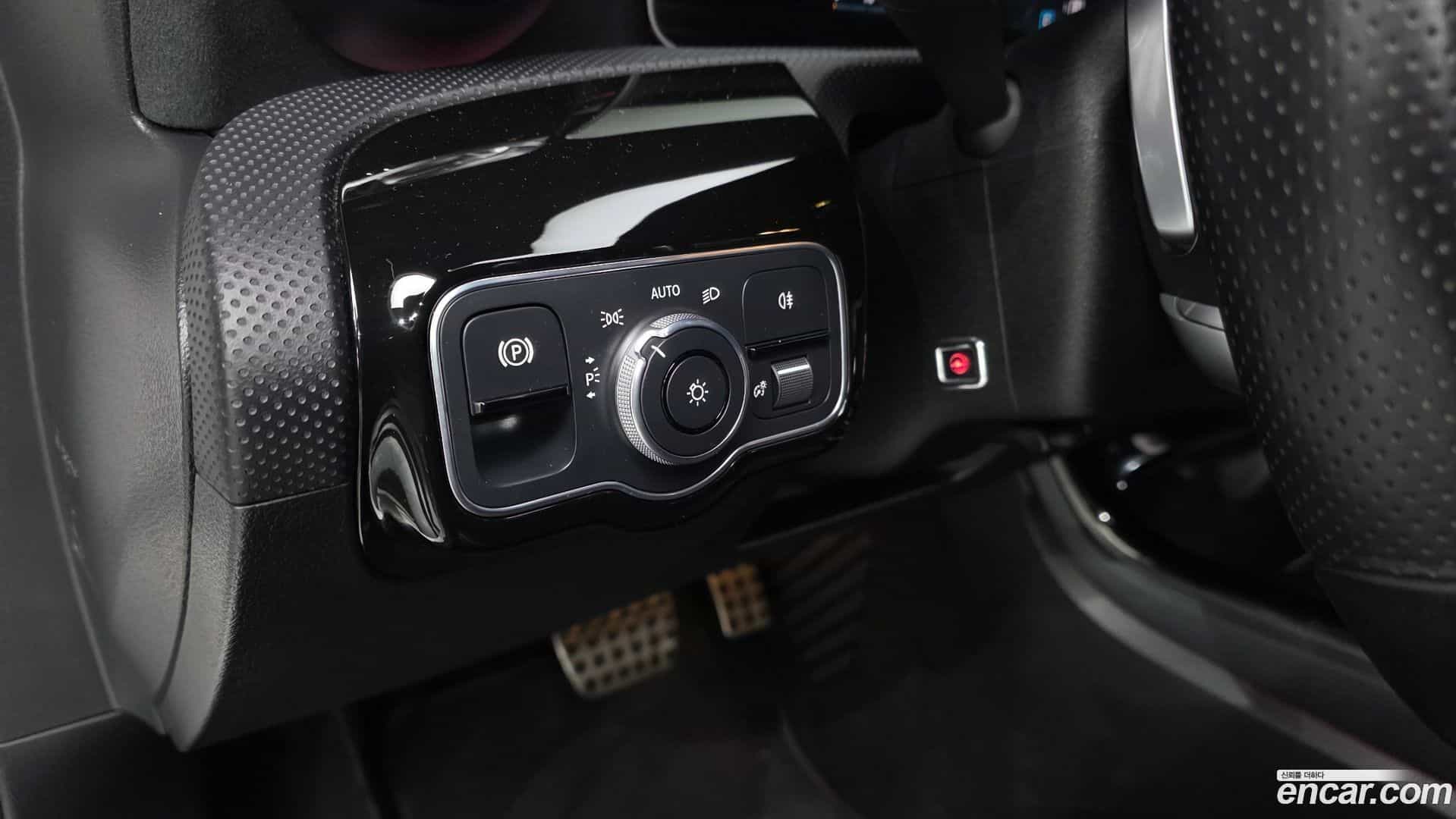 A-Class Mercedes-Benz 2020.3-OPTION-024