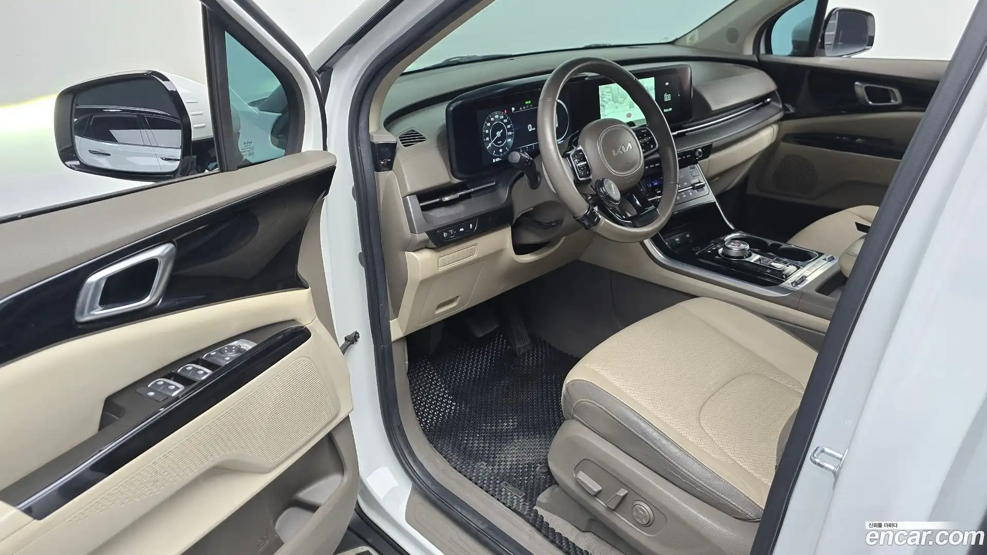 Canival Kia 2023.1-INNER-010