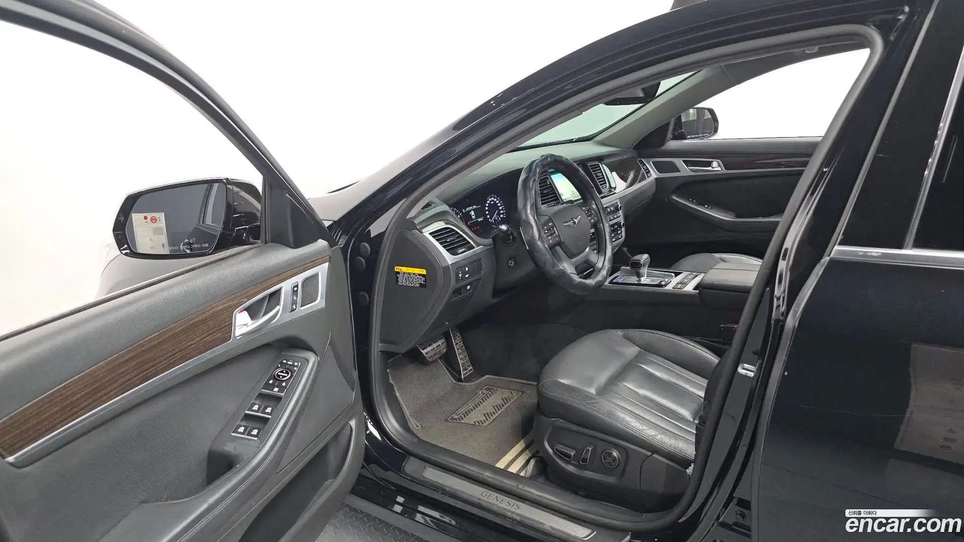 G80 Genesis 2016.8-INNER-010
