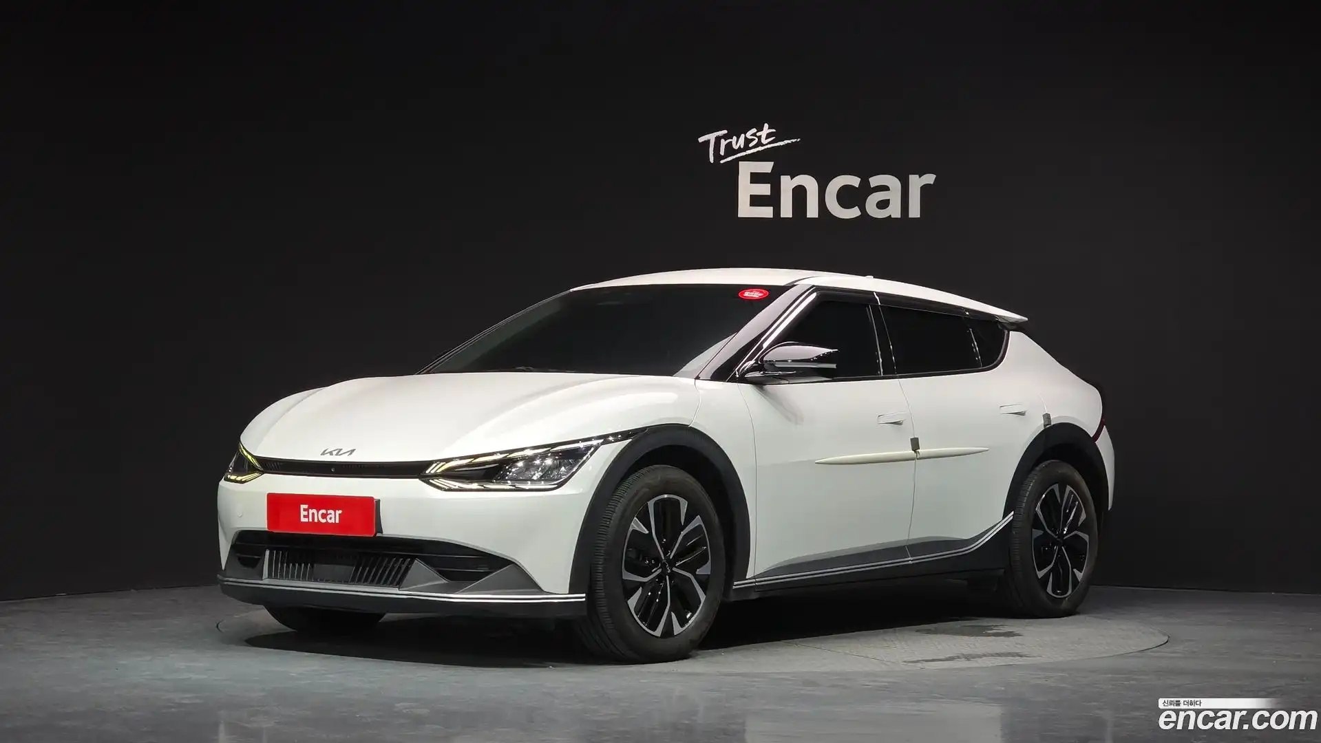 EV6 Kia 2021.10-OUTER-001