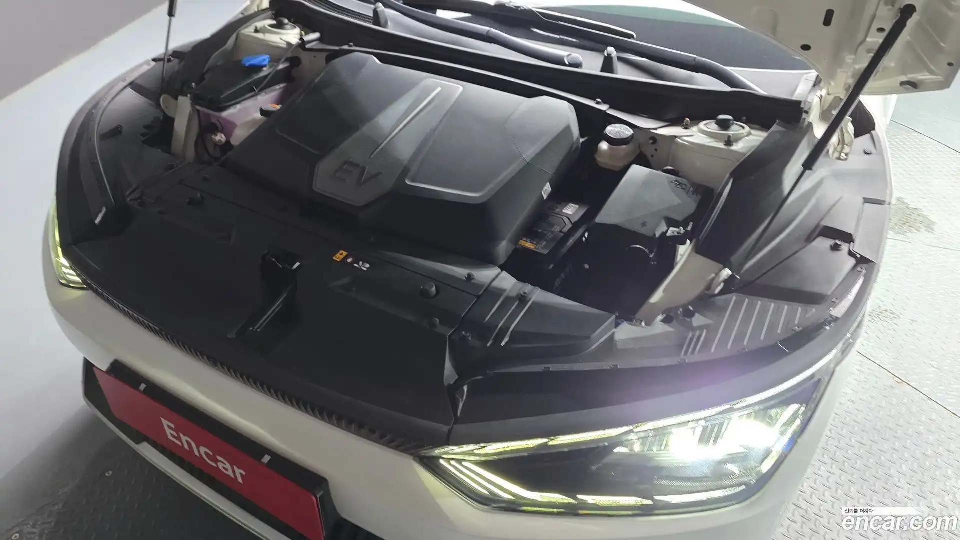 EV6 Kia 2021.10-OUTER-006