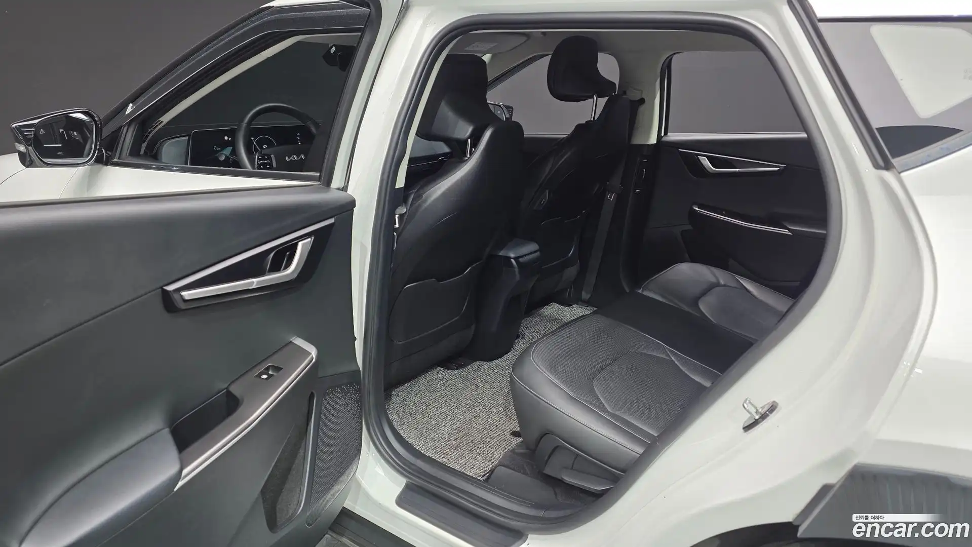 EV6 Kia 2021.10-OPTION-015