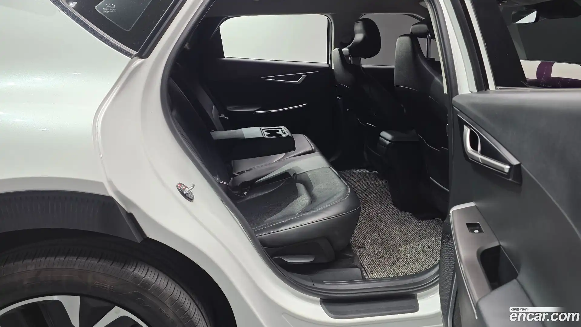 EV6 Kia 2021.10-OPTION-016