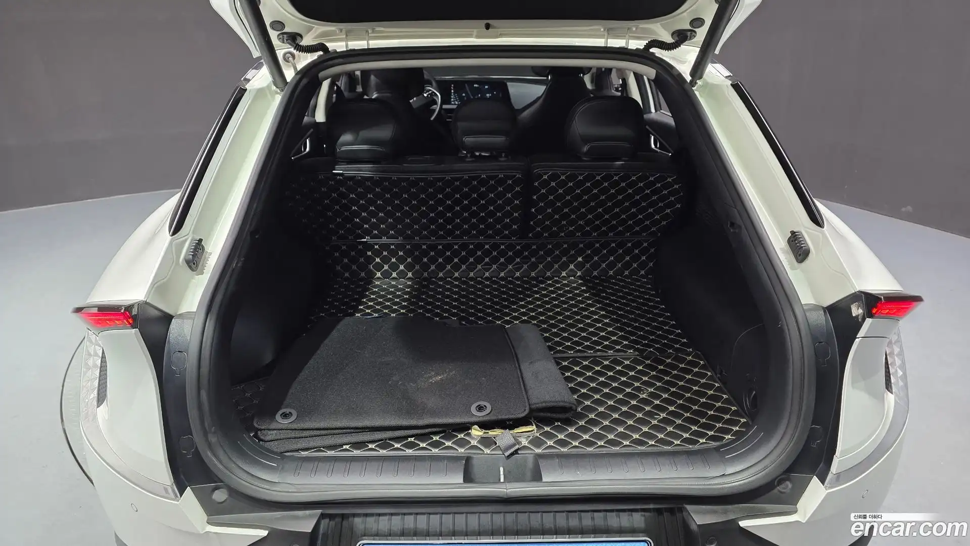 EV6 Kia 2021.10-OPTION-021