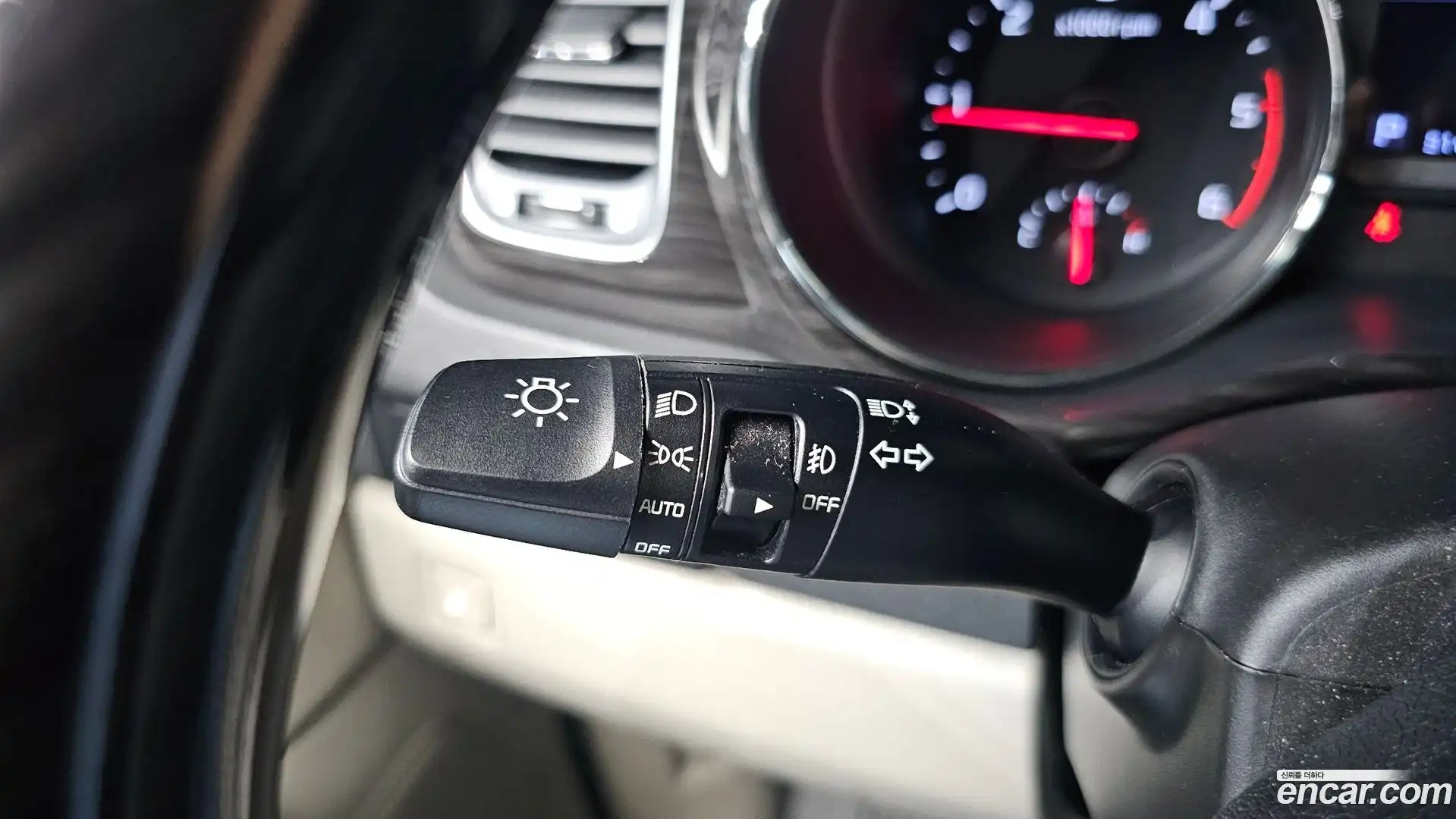 Canival Kia 2020.1-OPTION-024