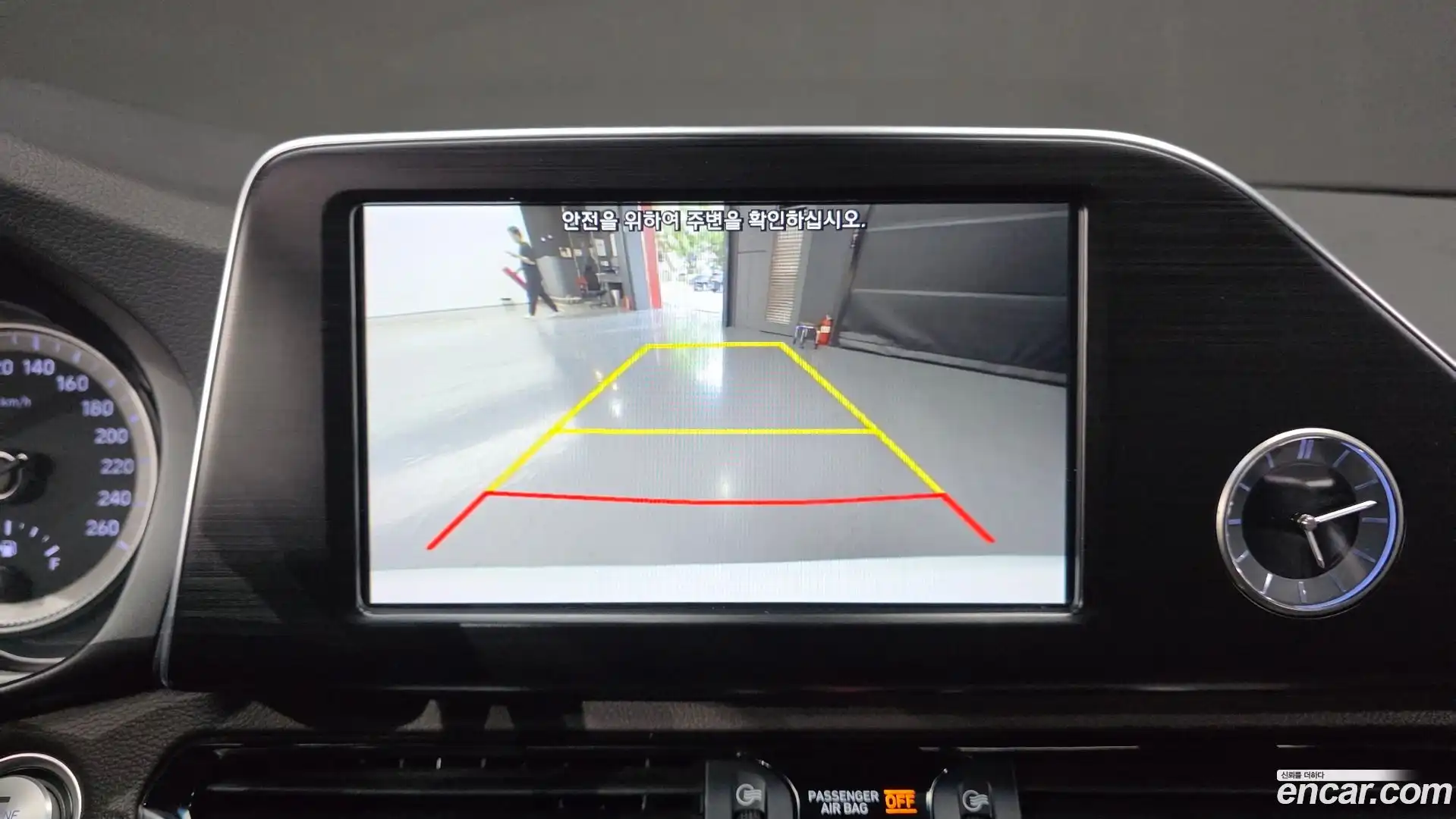 Grandeur Hyundai 2017.3-OPTION-020