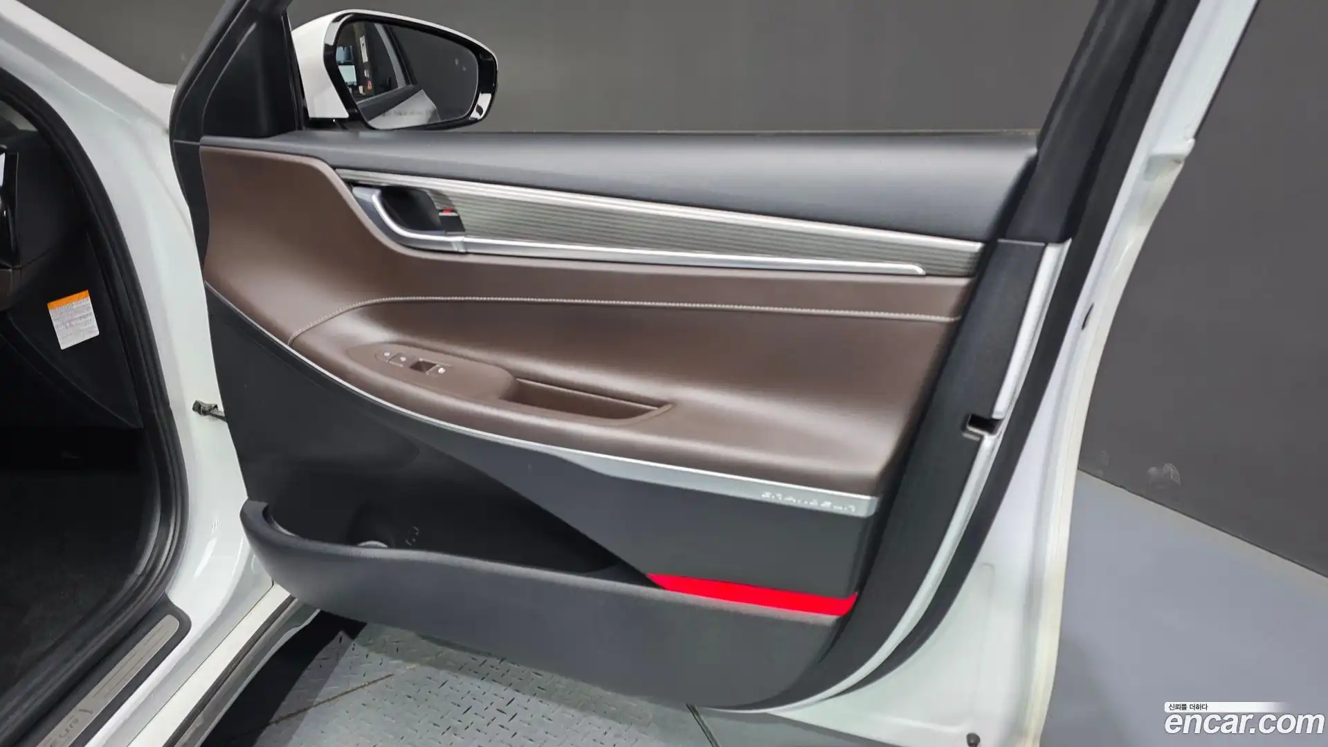 Grandeur Hyundai 2017.3-INNER-034